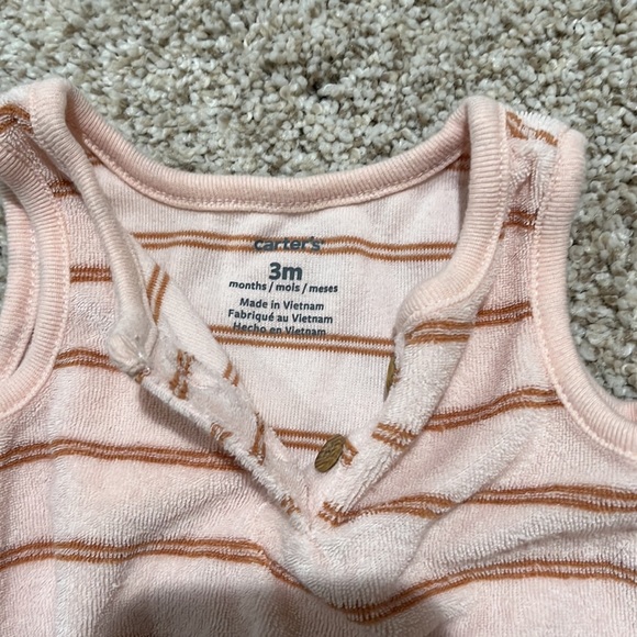 Baby girl terrycloth romper - Picture 3 of 3